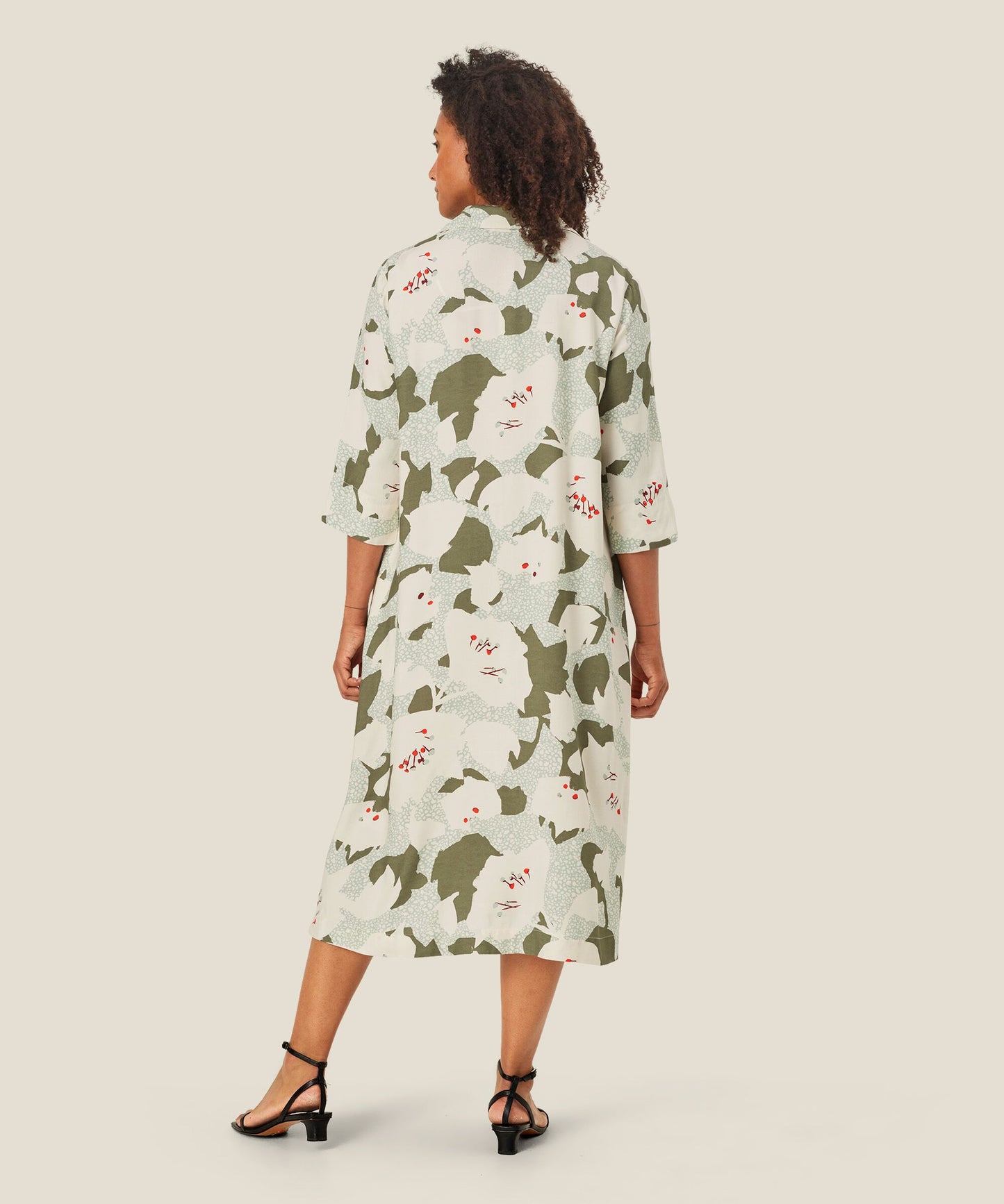 Nikeetos Dress
