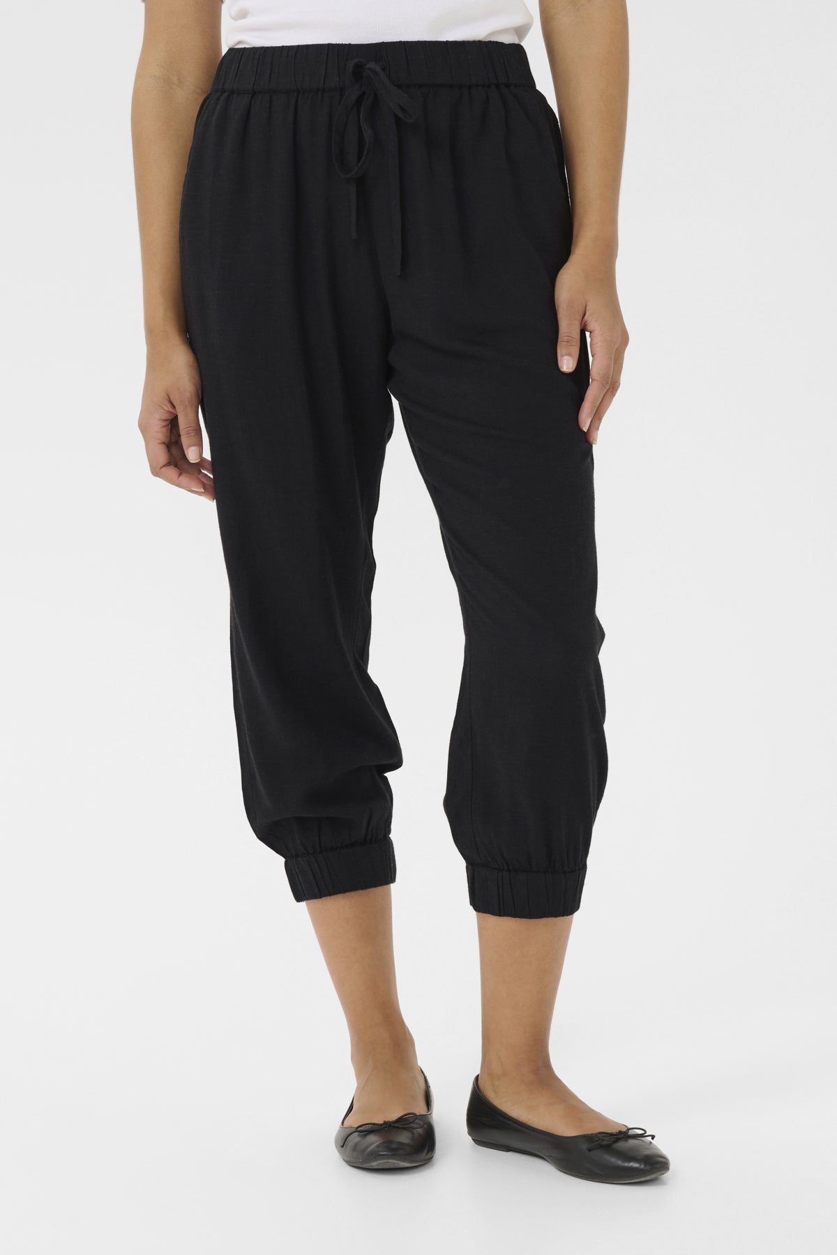 Milia Mille Capri Pant