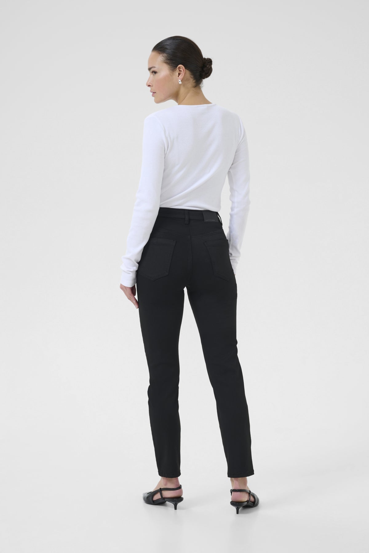 Willow HW Slim Fit Jeans