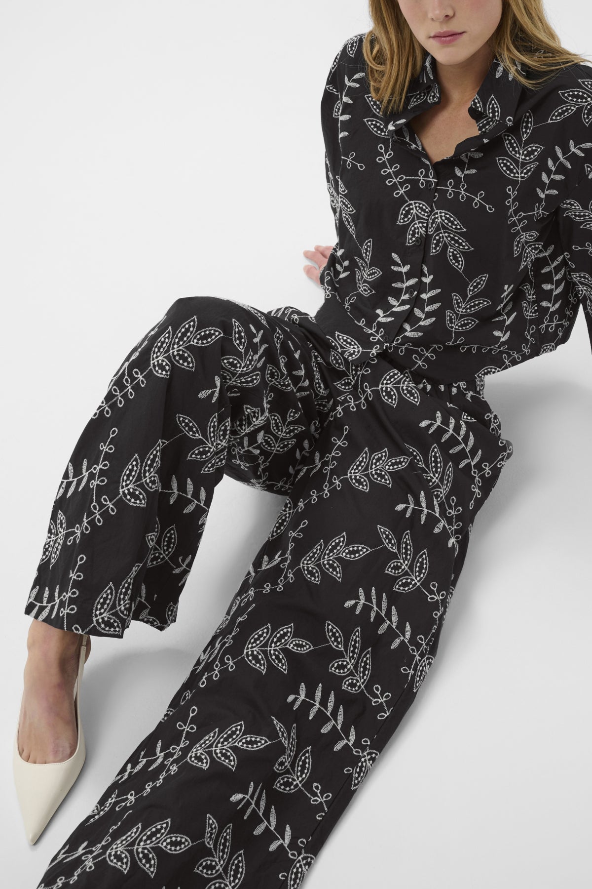Elora Pants