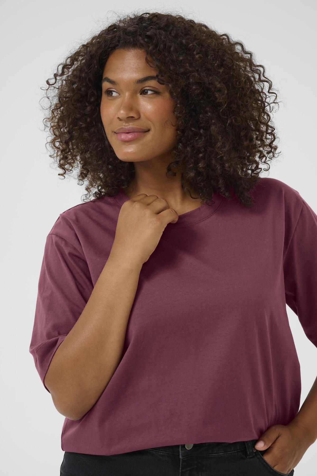 Tomina Mina T-Shirt