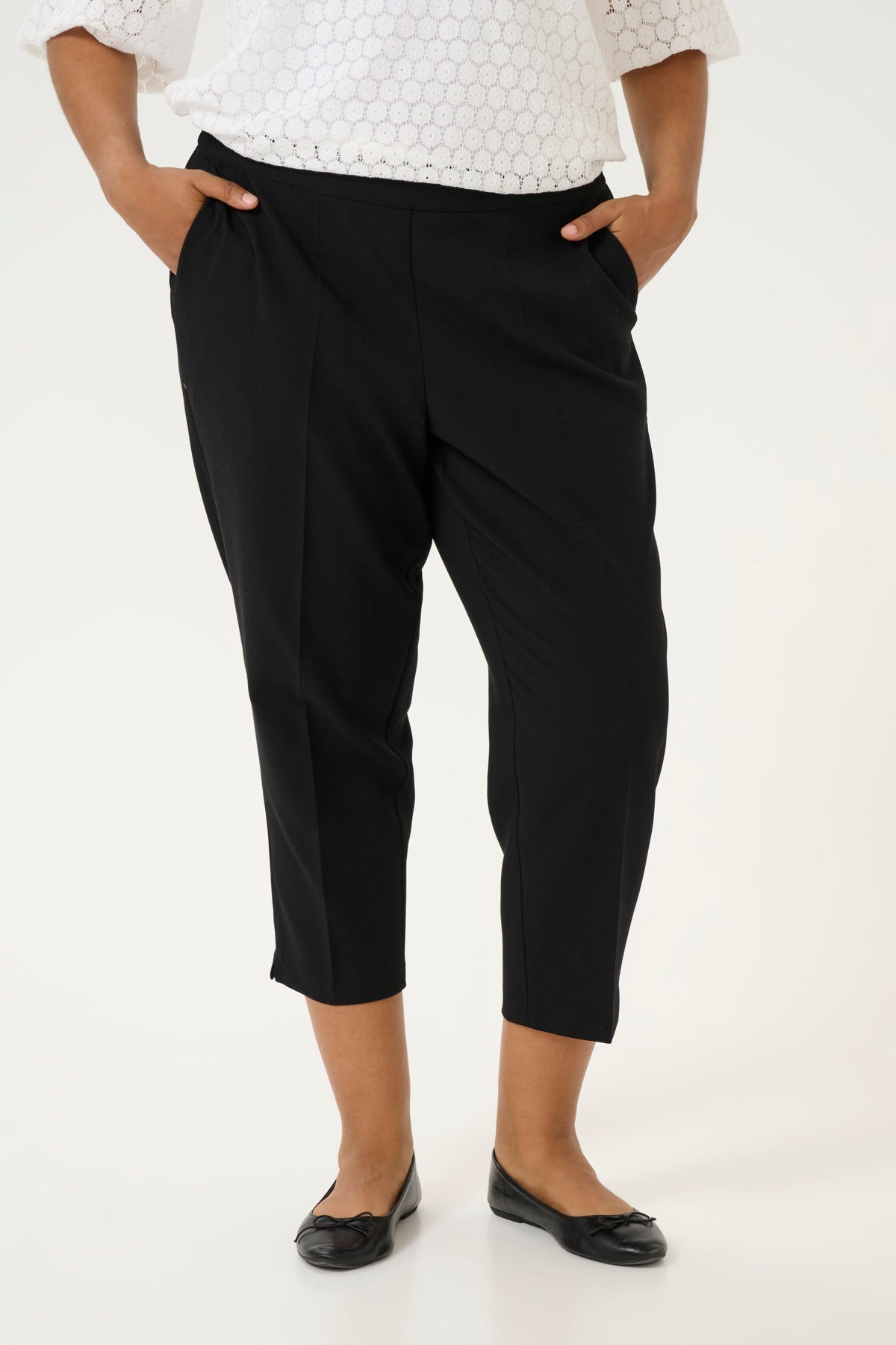 Elia Elastic Pants