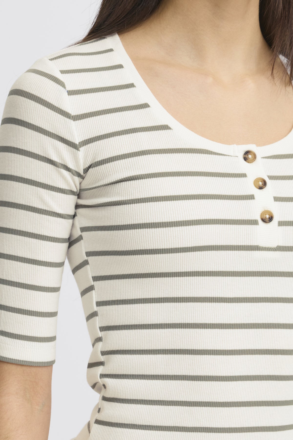 Hizamond Stripe Tee 32