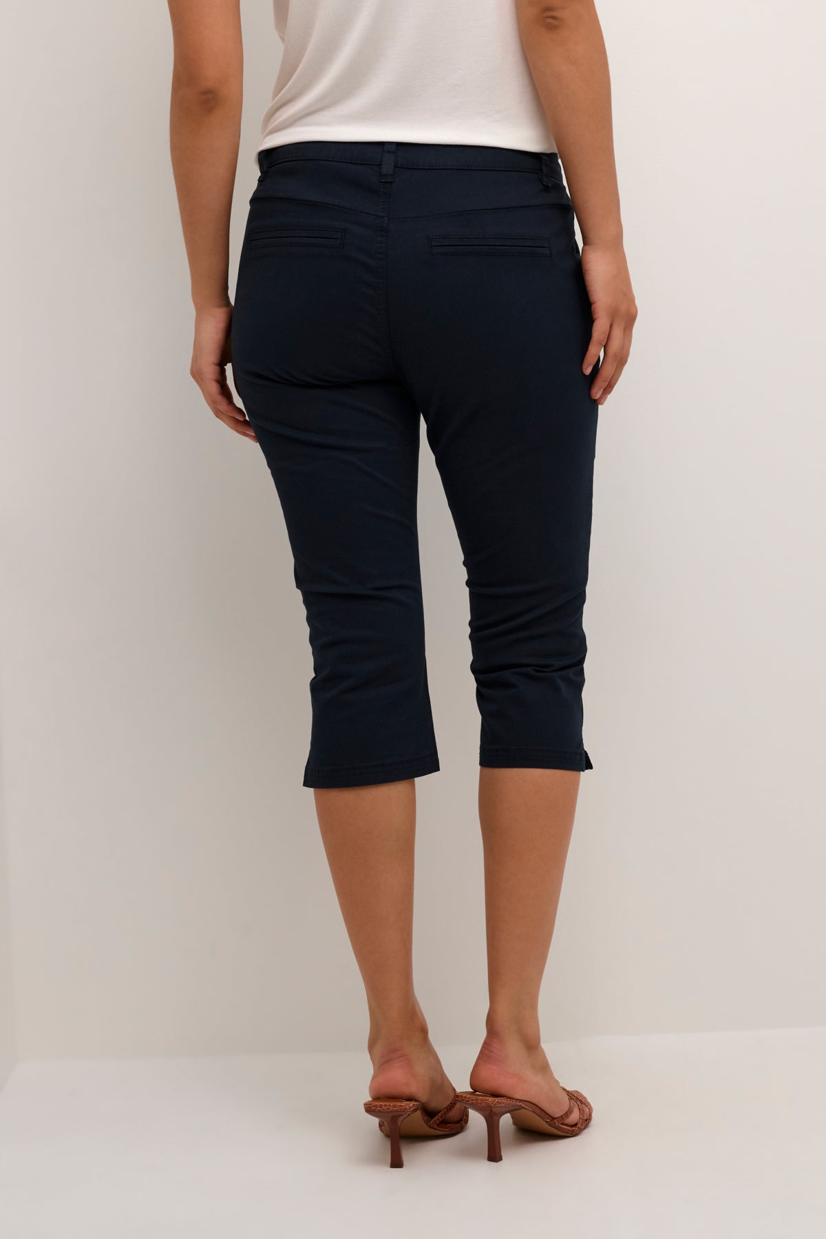 Brita Capri Pant