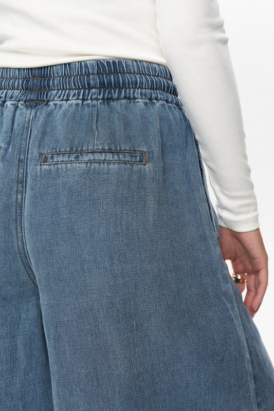 Elida Short