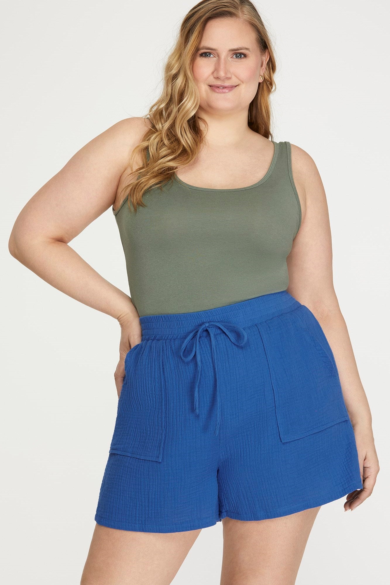 Woven Short with Side Pockets SY3389R