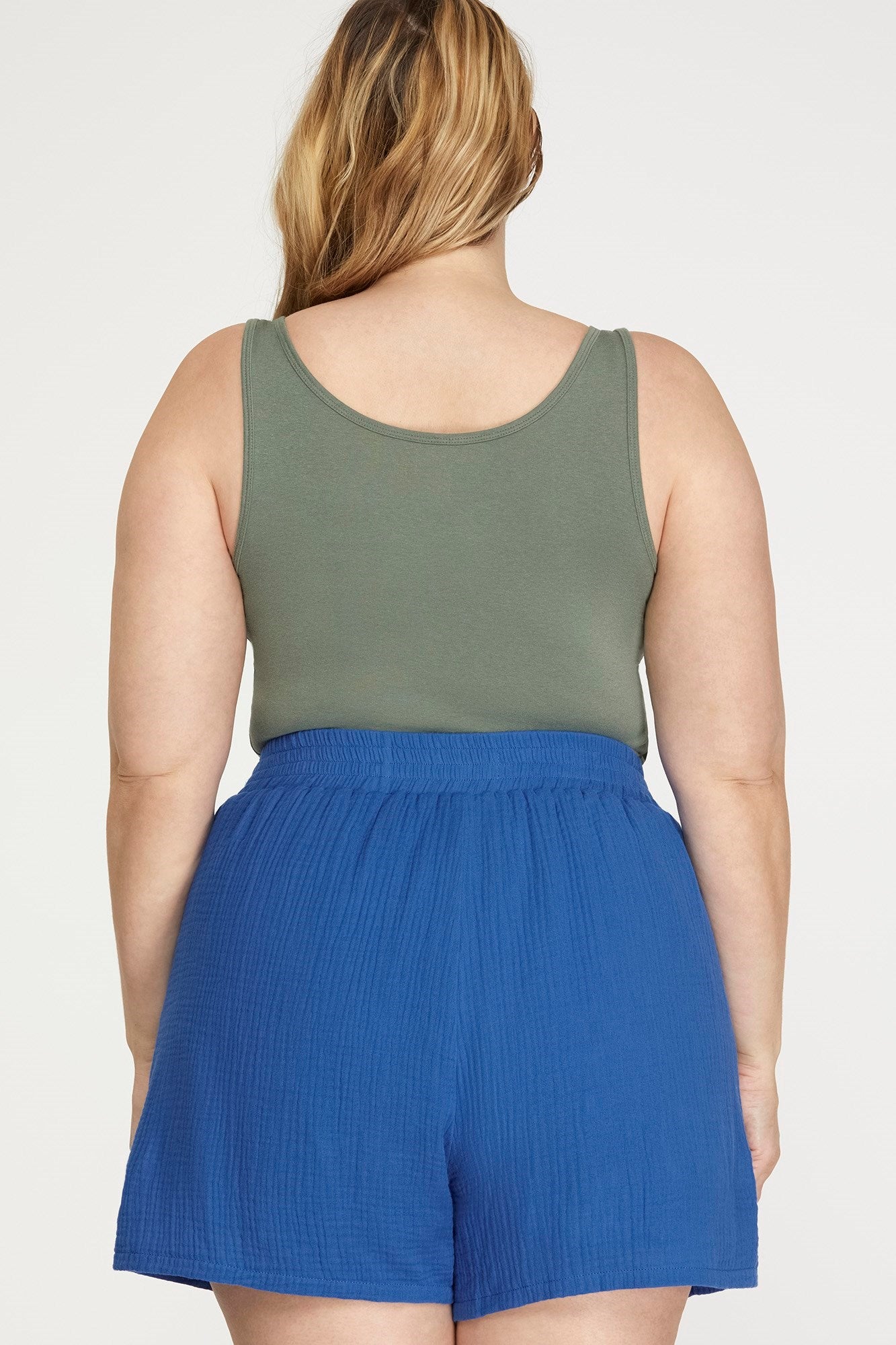 Woven Short with Side Pockets SY3389R
