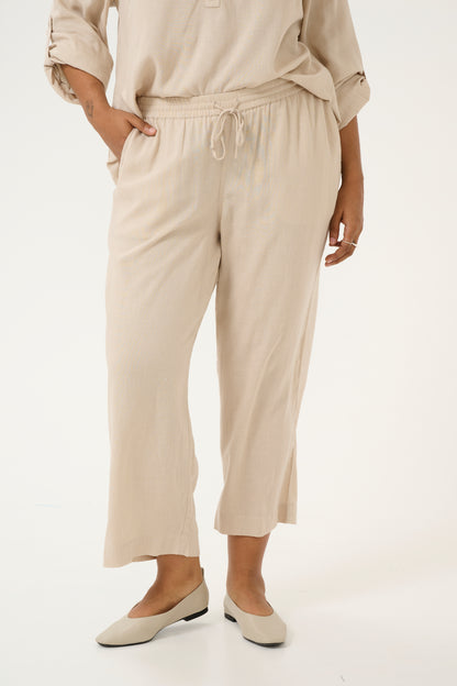 Milia Mille Cropped Pant