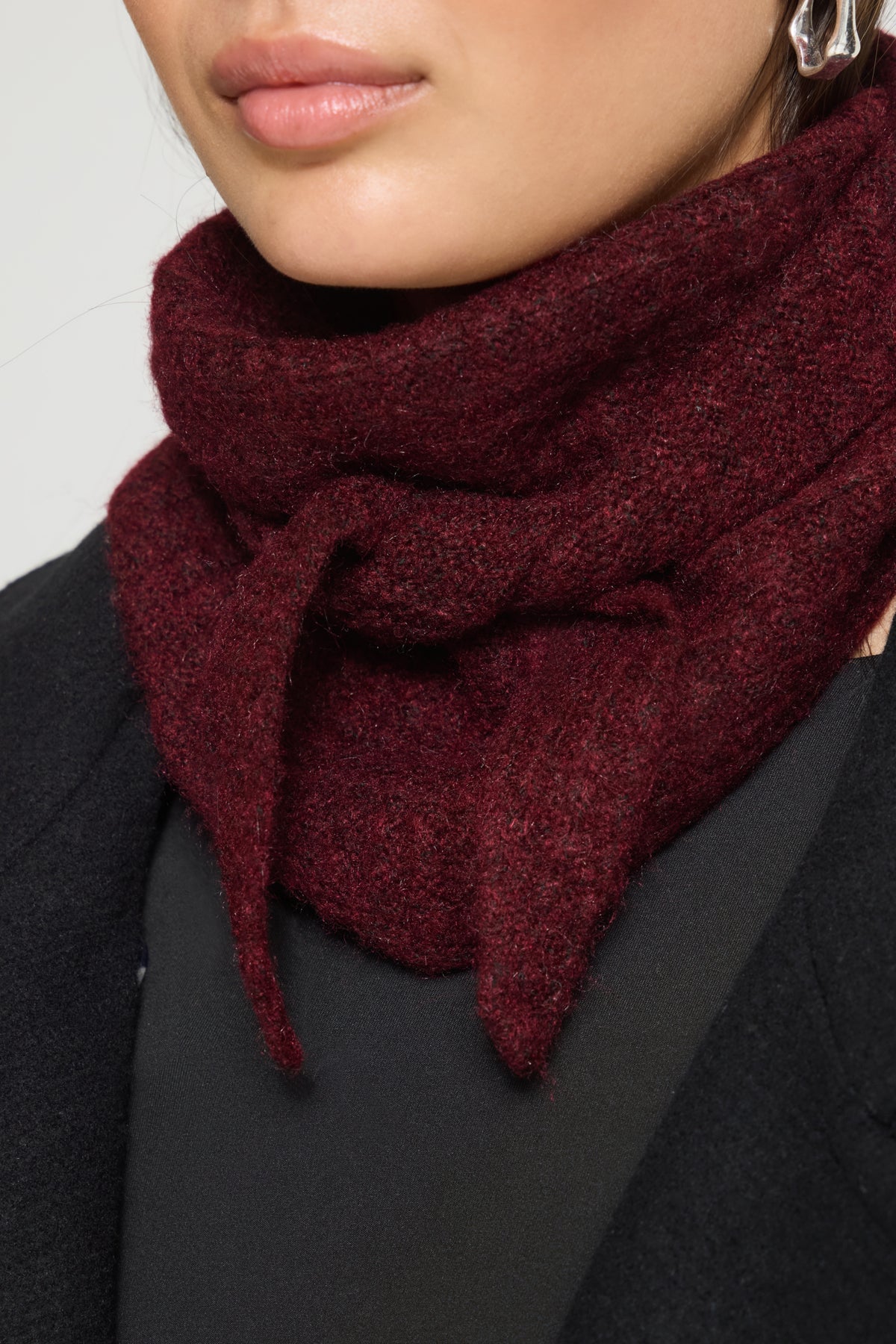 Folthea Scarf