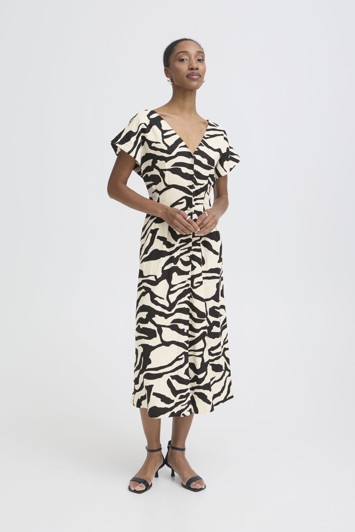 Linno Dress 8