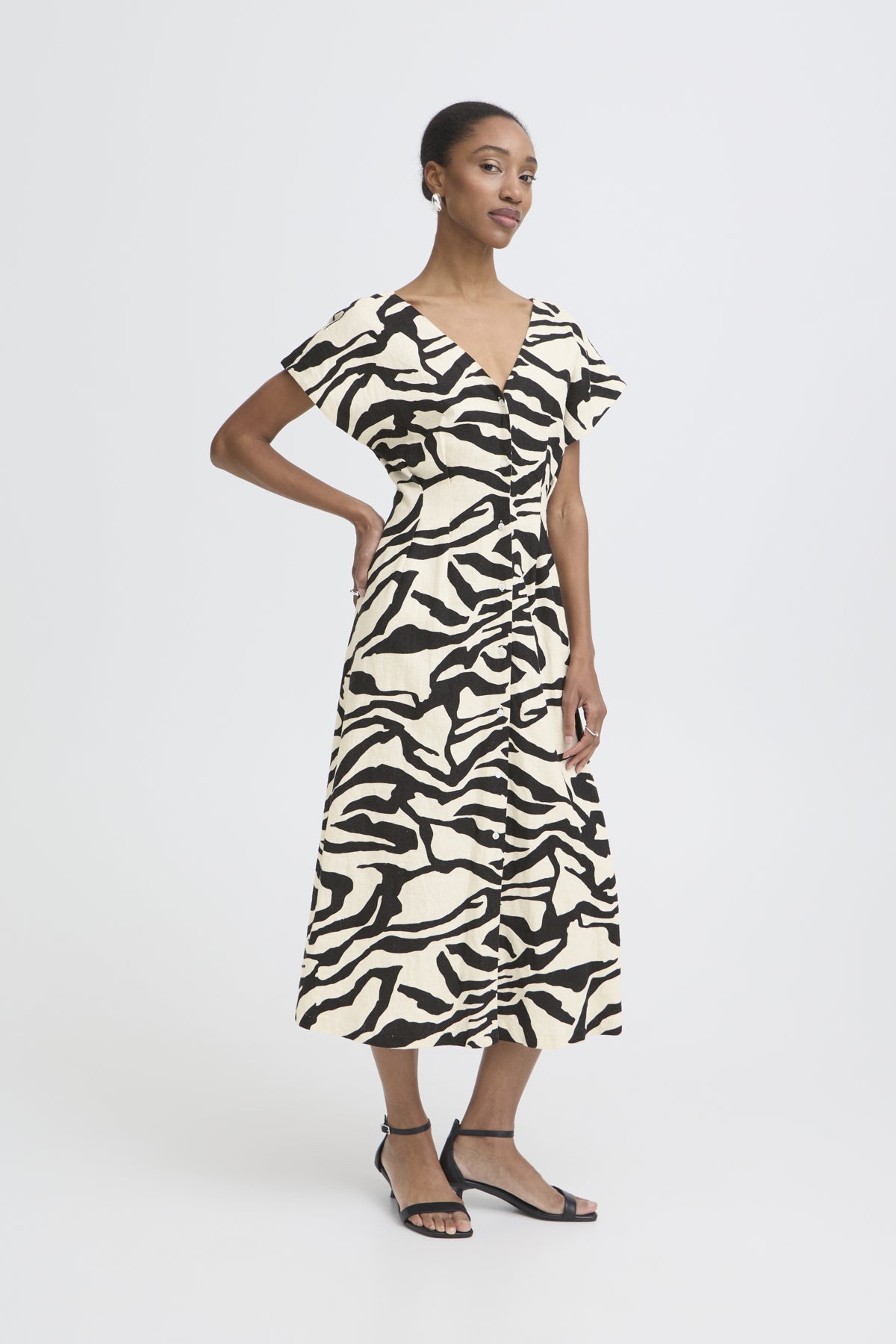Linno Dress 8