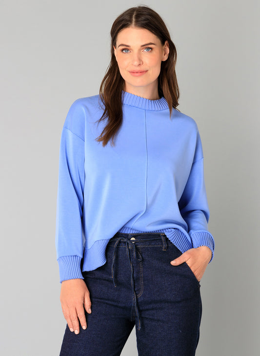 Nele Essential Sweater