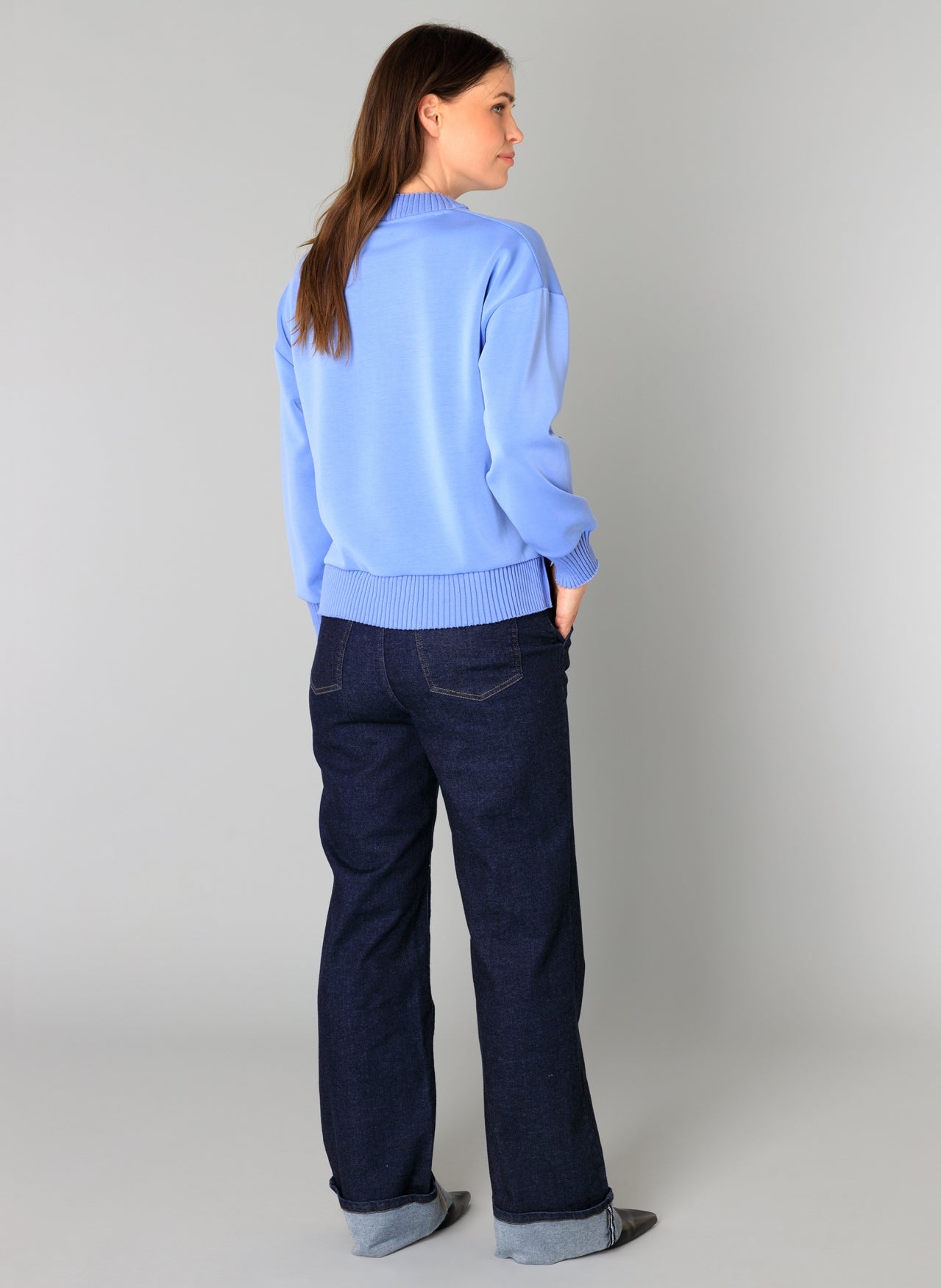 Nele Romeysa Essential Sweater