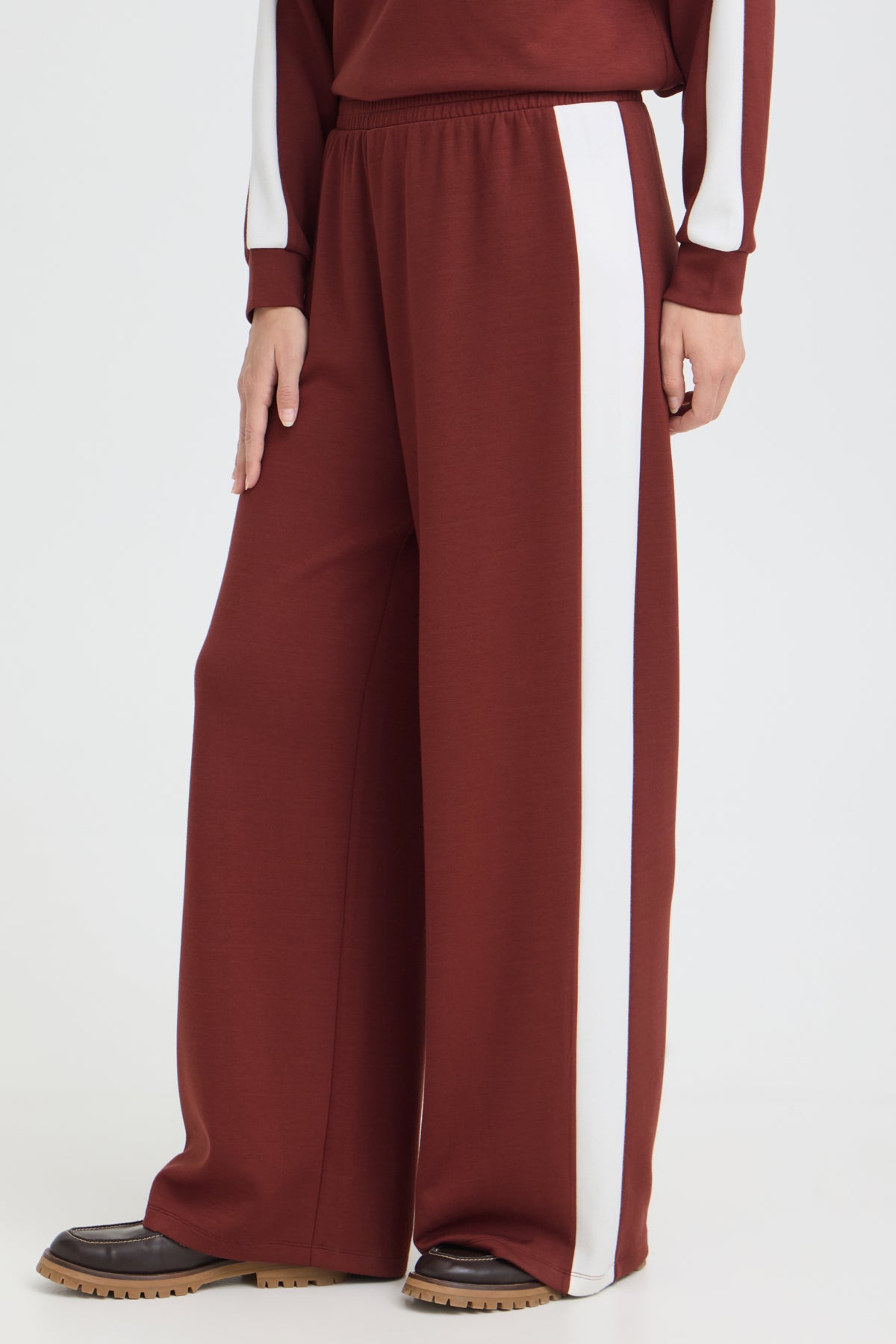 Aurora Pant 9