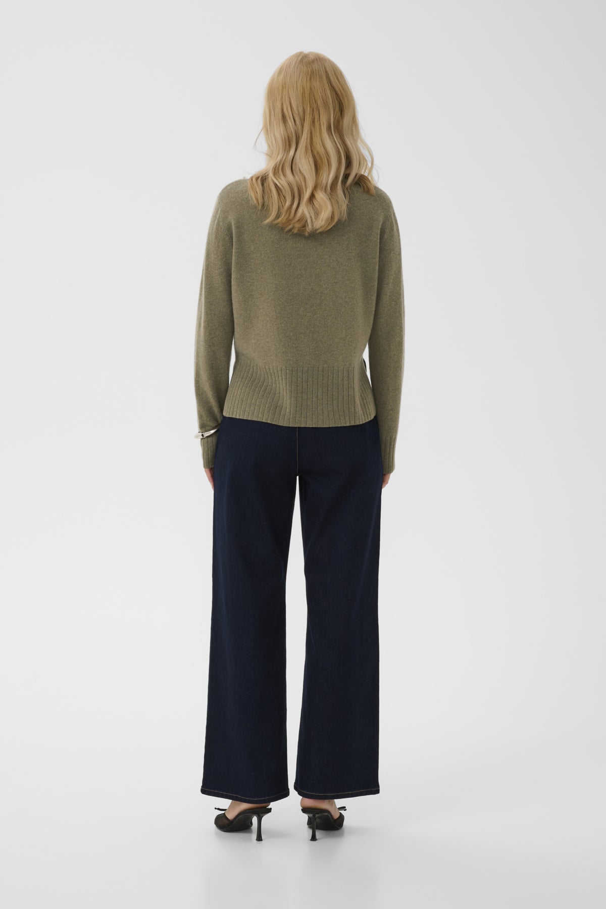 Taia Arrow Pullover