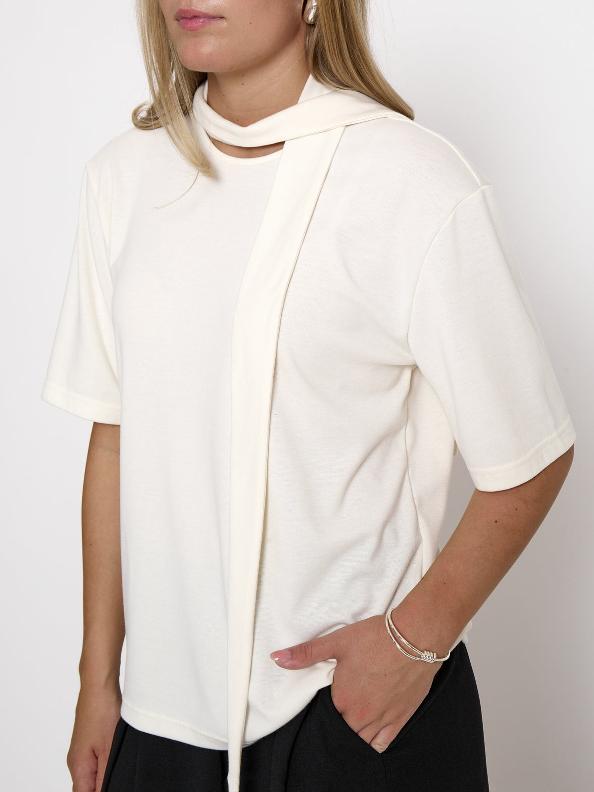 Ovida T-Shirt